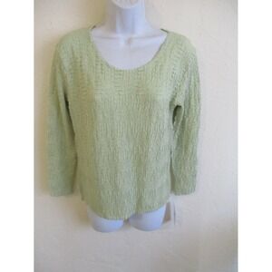 Rafael Essential Top Size Medium Kiwi Green Crinkle Texture NWT
